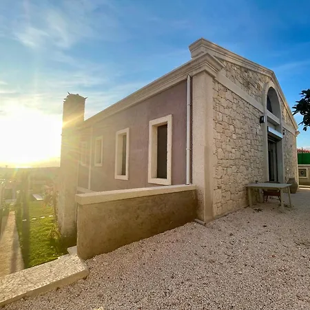 ヴィラ Villasunset With Sea, Chios And Sunset View *