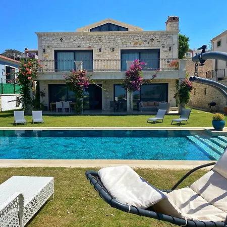 Villa Villasunset With Sea, Chios And Sunset View Cesme