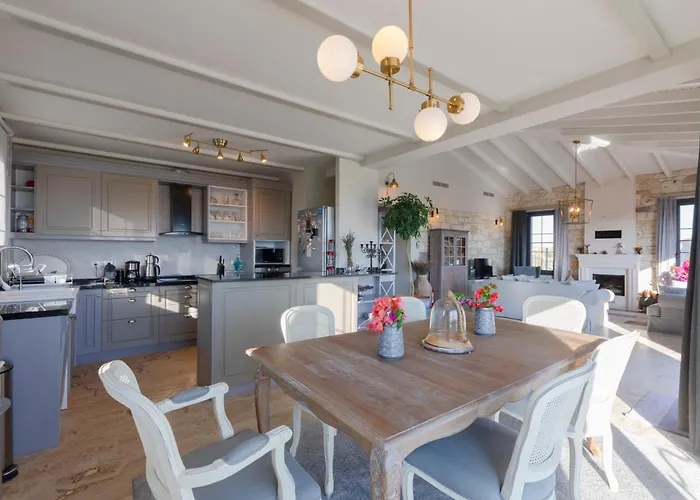 וילה Villasunset With Sea, Chios And Sunset View *